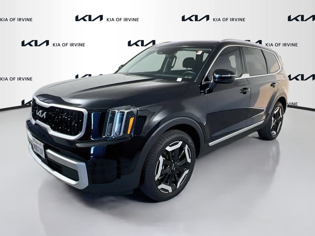 Certified 2024 Kia Telluride EX w/ EX Captain's Chair Package FWD image 2