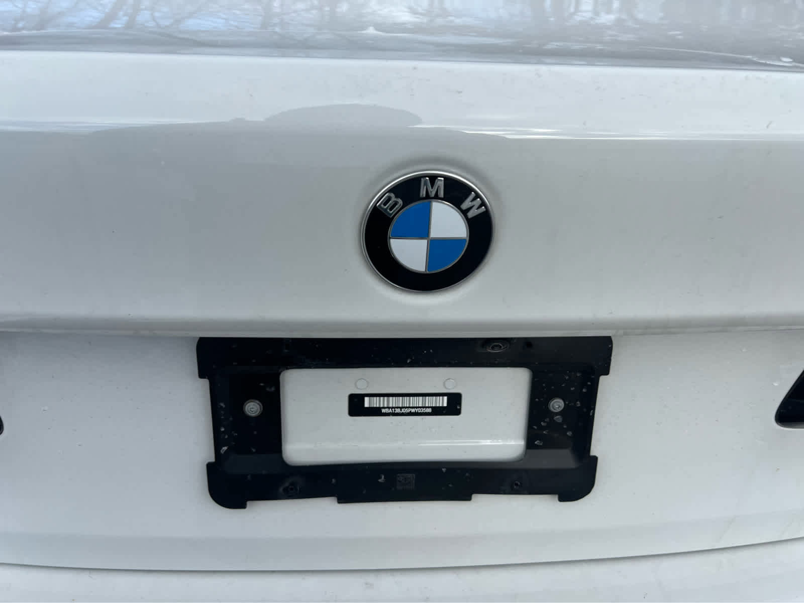 Used 2023 BMW 530i xDrive w/ Premium Package image 9