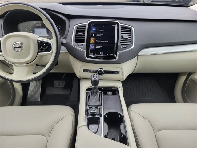 Used 2022 Volvo XC90 T5 Momentum w/ Climate Package image 16