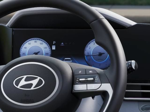 Used 2025 Hyundai Elantra SEL FWD image 16