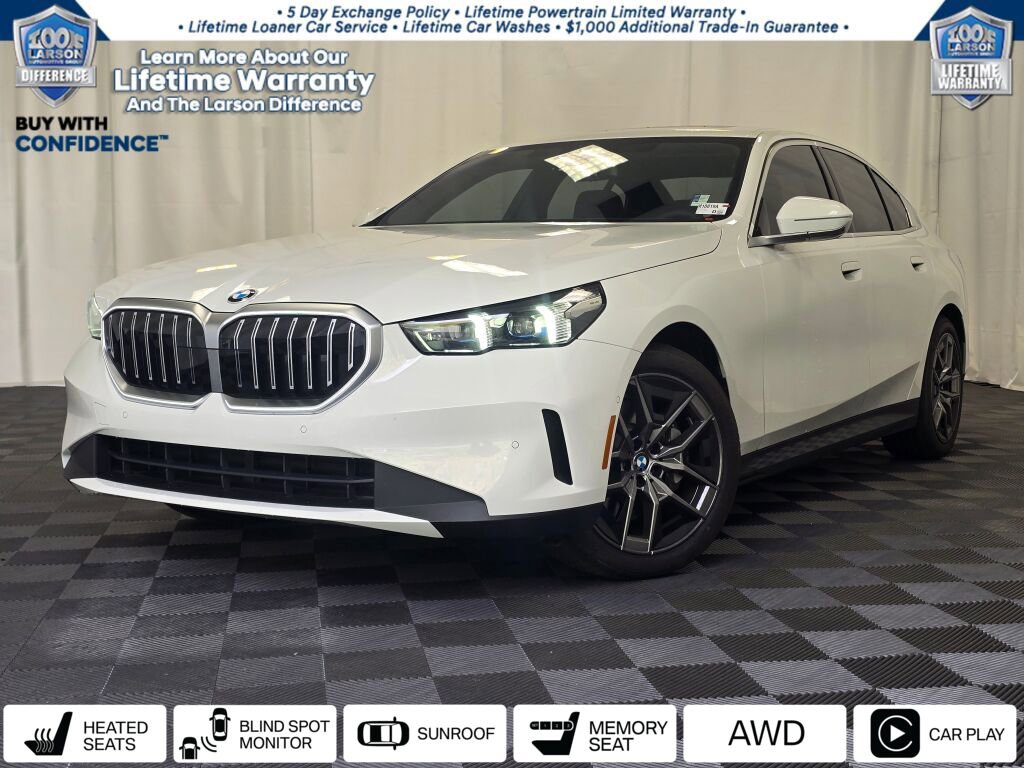 Used 2026 BMW 530i xDrive w/ Premium Package image 1