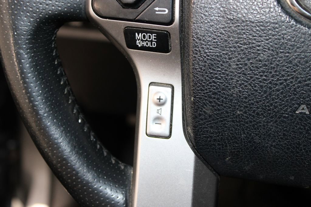 Used 2018 Toyota 4Runner SR5 image 34