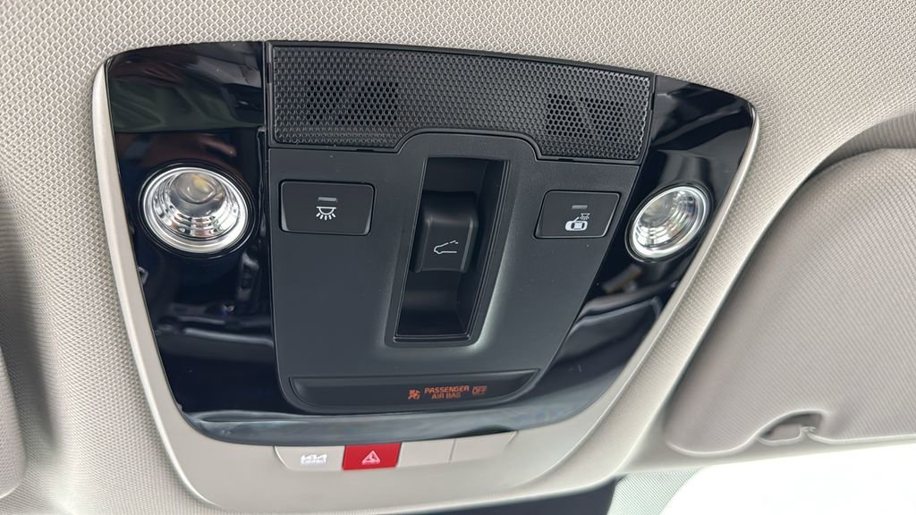 New 2025 Kia Sorento SX image 31