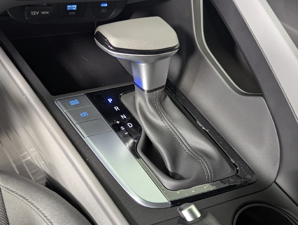 New 2026 Hyundai Elantra SE FWD image 21