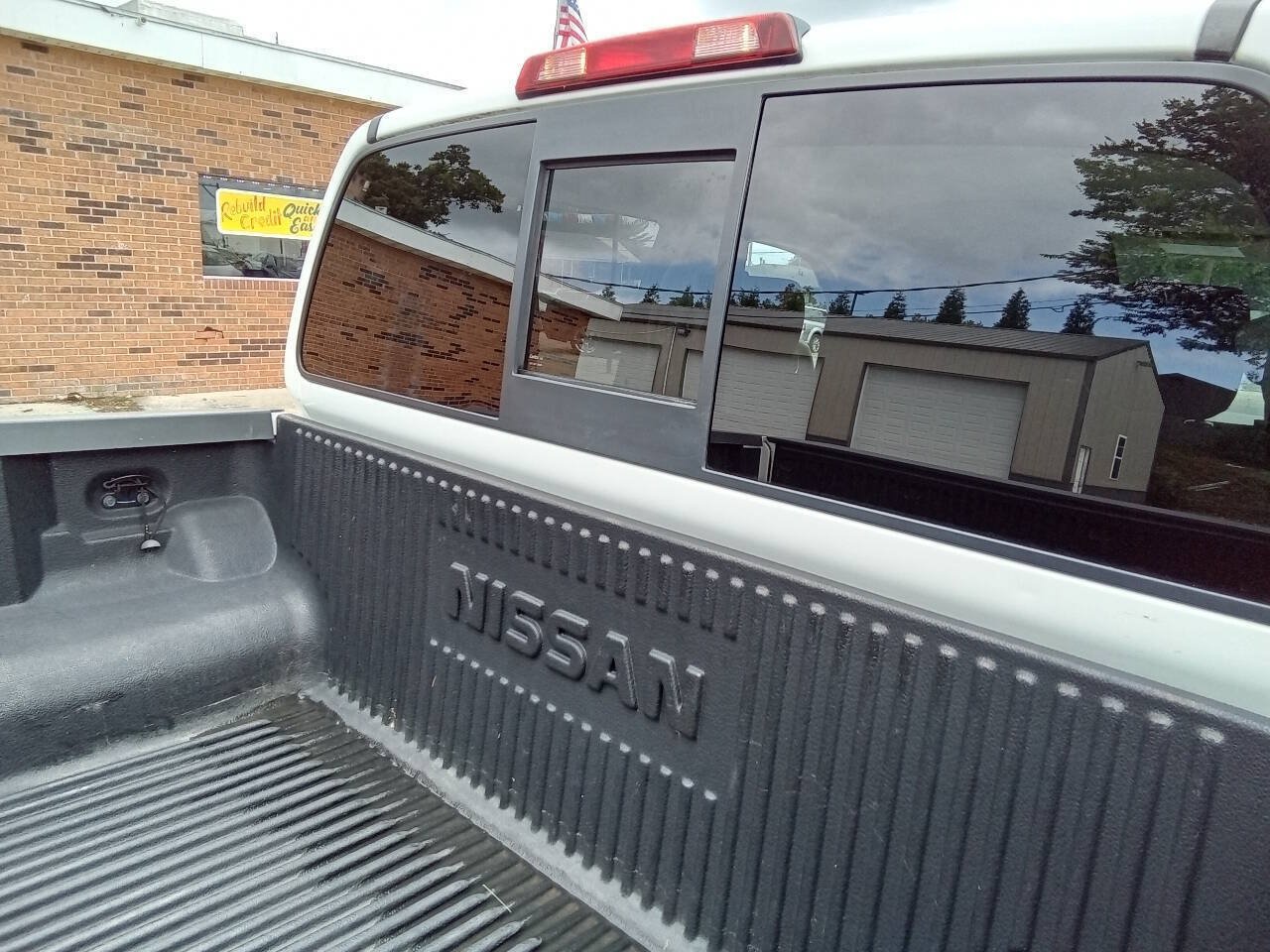 Used 2019 Nissan Frontier Desert Runner RWD image 8