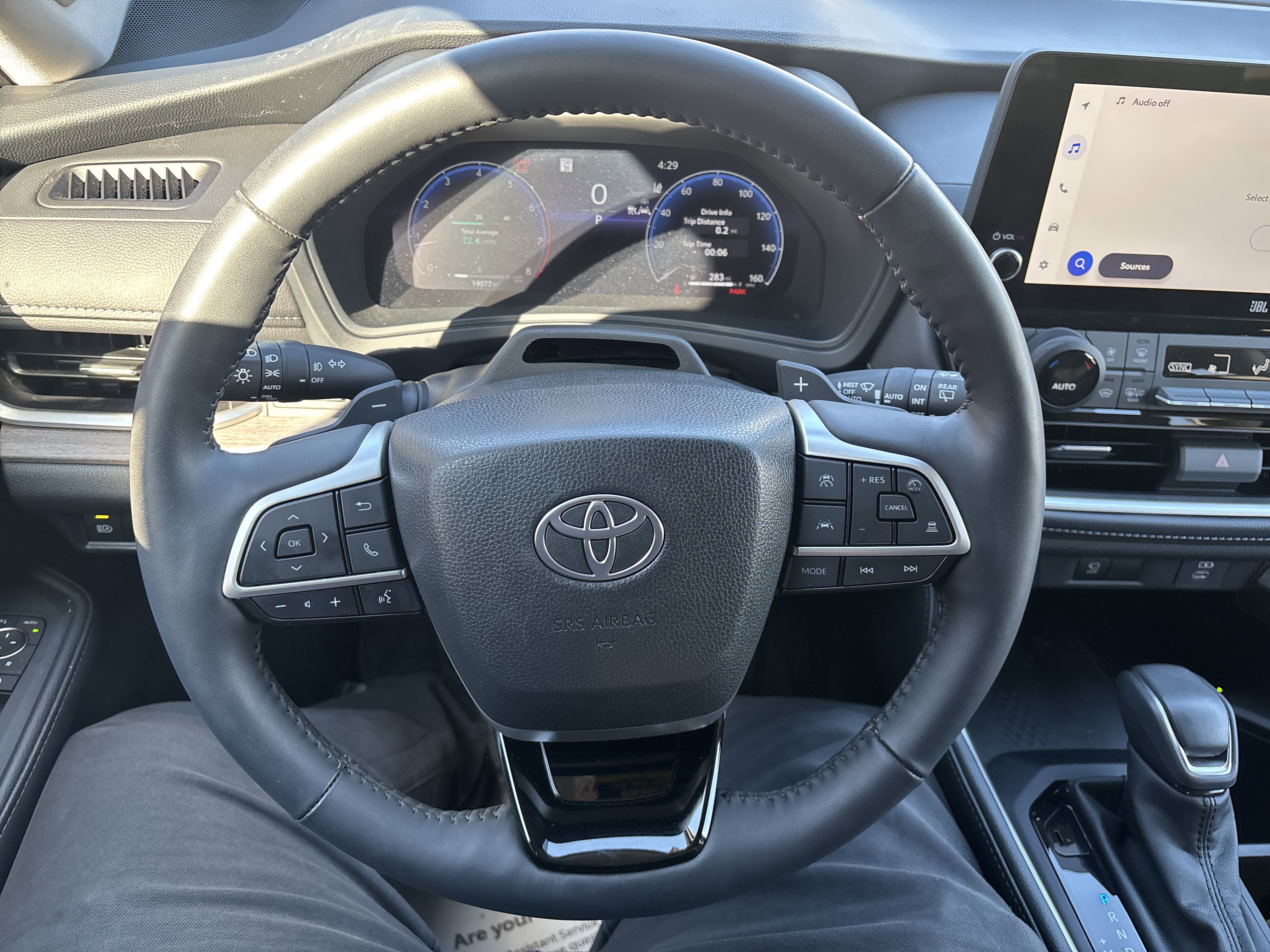 Used 2024 Toyota Grand Highlander Platinum image 21