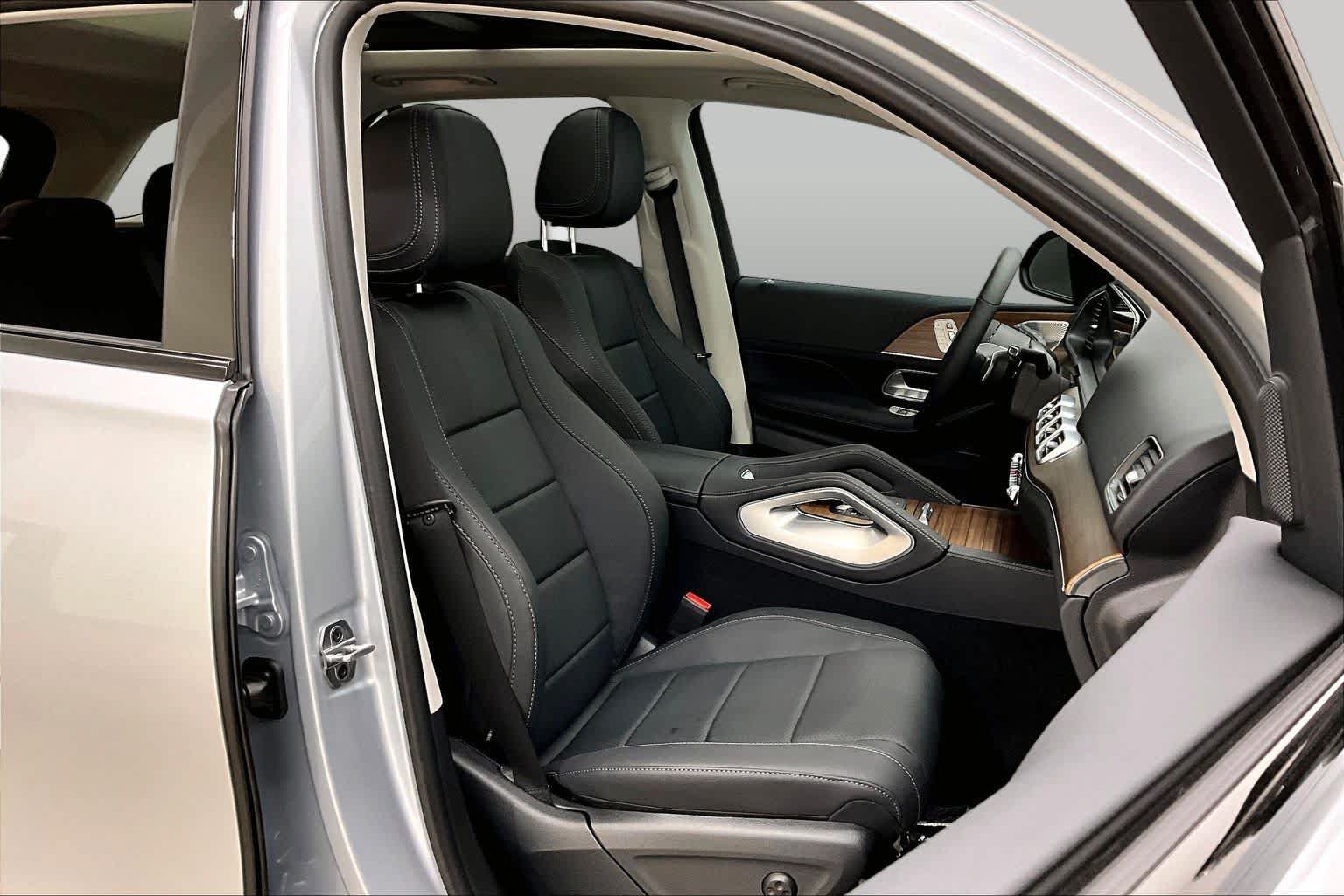Used 2026 Mercedes-Benz GLE 450e 4MATIC image 9