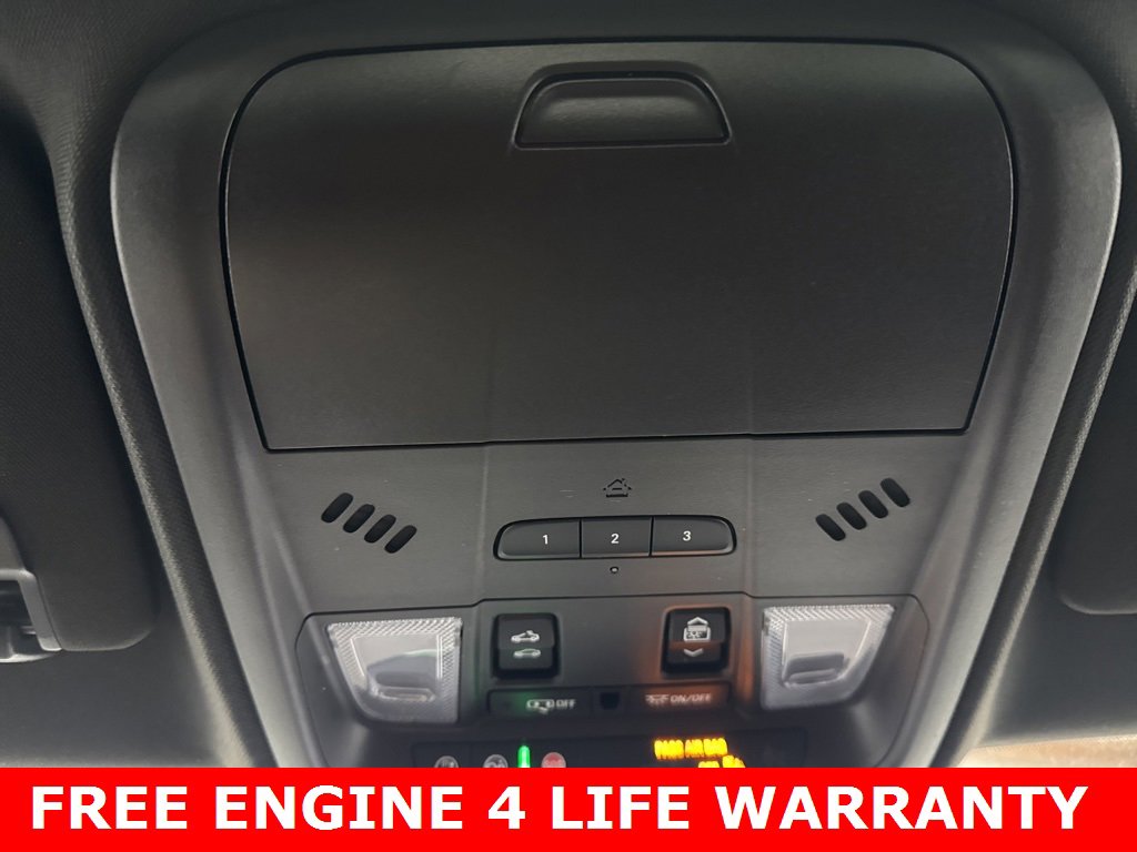 Used 2022 Cadillac XT4 Premium Luxury w/ Enhanced Visibility Package image 20