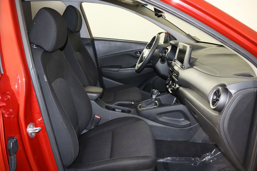 Used 2022 Hyundai Kona SEL w/ Cargo Package image 19