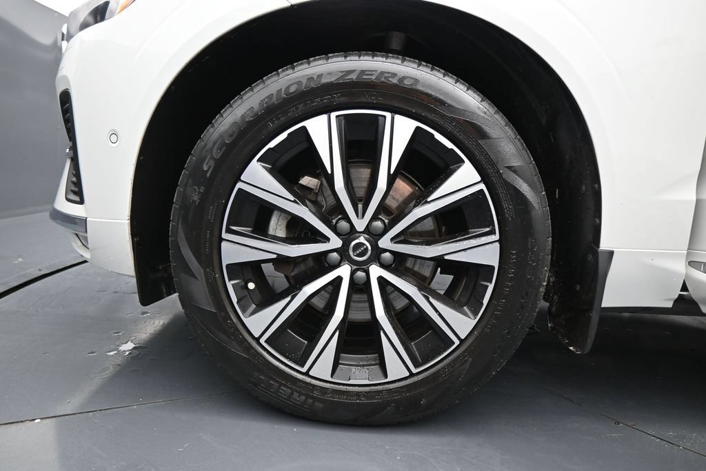 Used 2023 Volvo XC60 B5 Plus w/ Climate Package AWD/4WD image 29