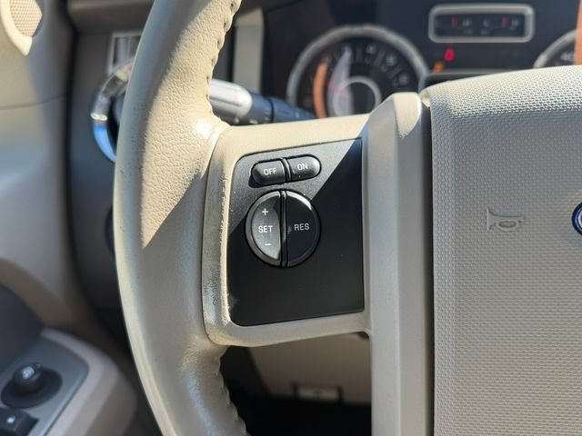 Used 2010 Ford Expedition EL XLT AWD/4WD image 18