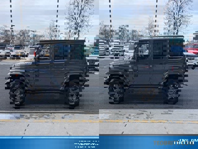 Used 2018 Jeep Wrangler Unlimited Sport image 4