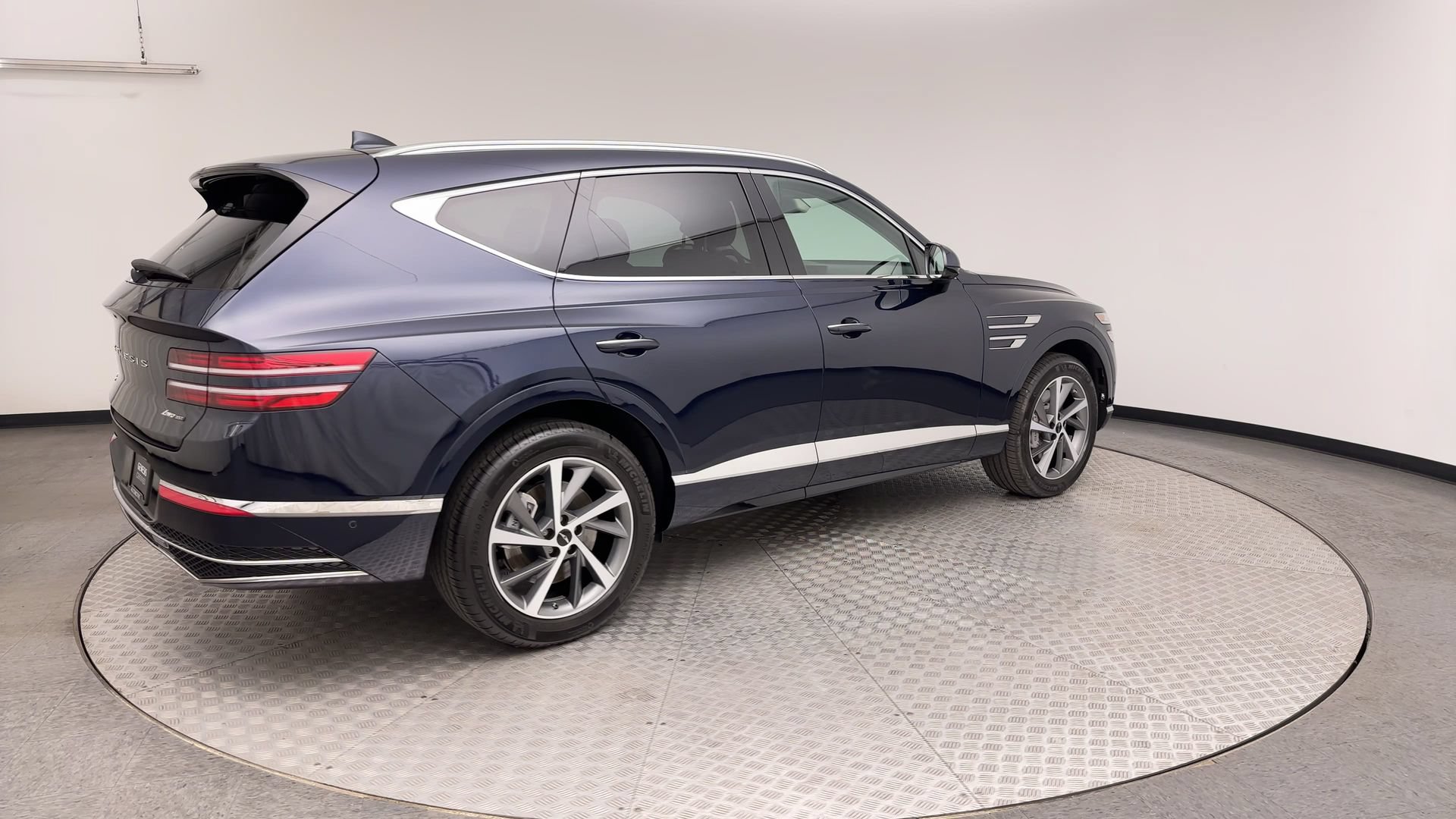 Certified 2026 Genesis GV80 3.5T Advanced AWD/4WD image 2