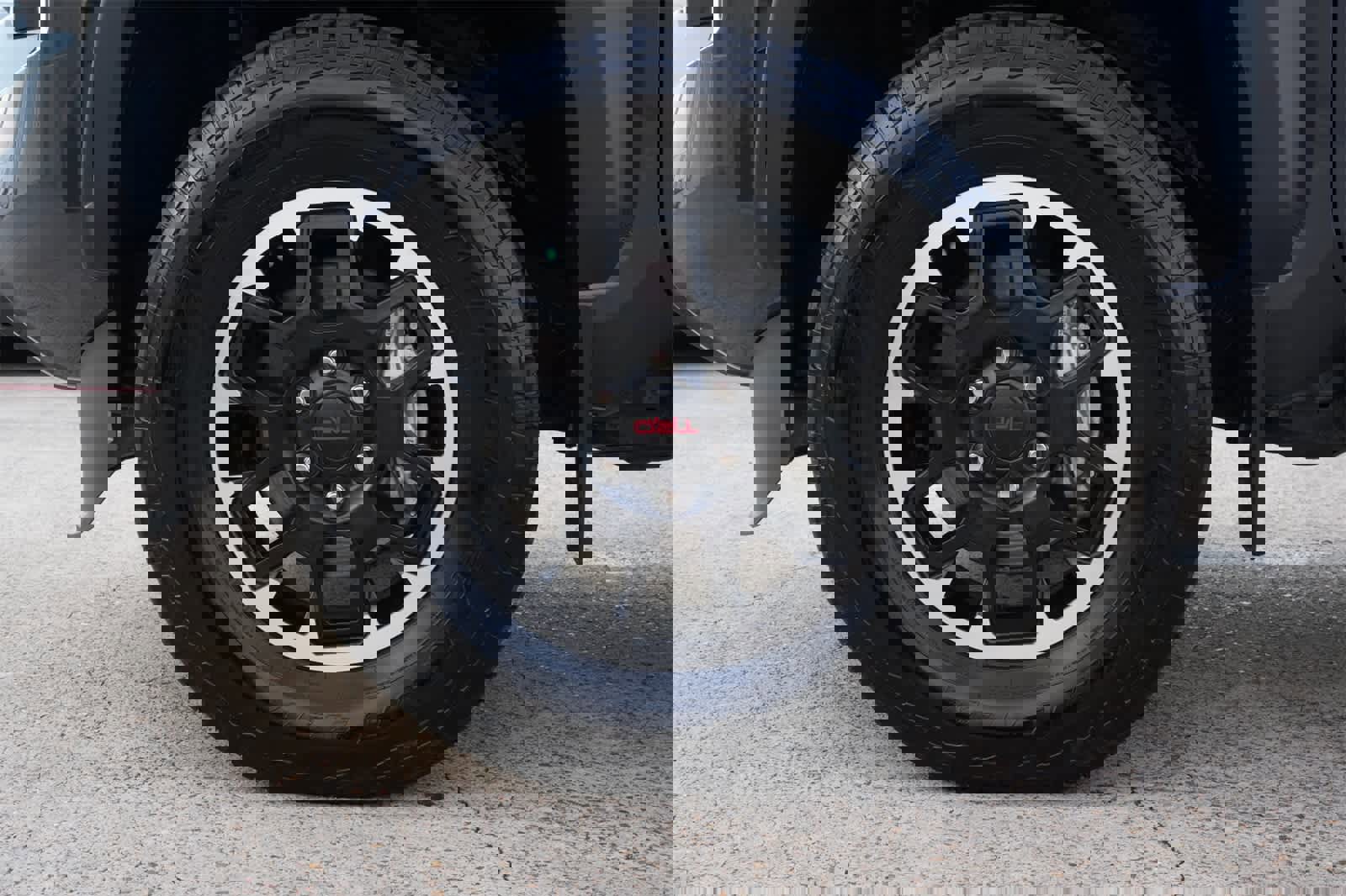 Used 2024 Toyota Tacoma TRD Off-Road image 26