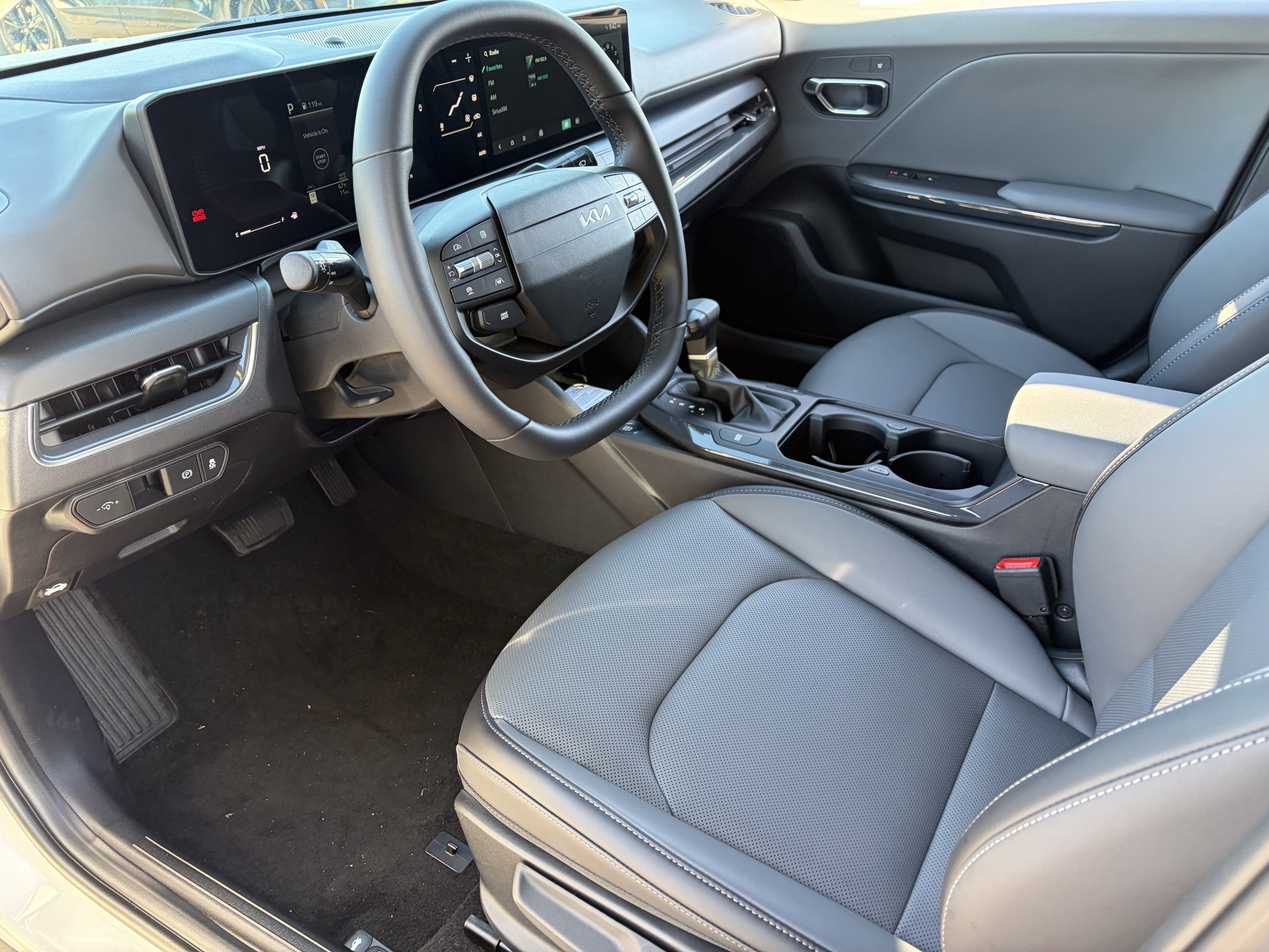 New 2026 Kia K4 EX FWD image 16