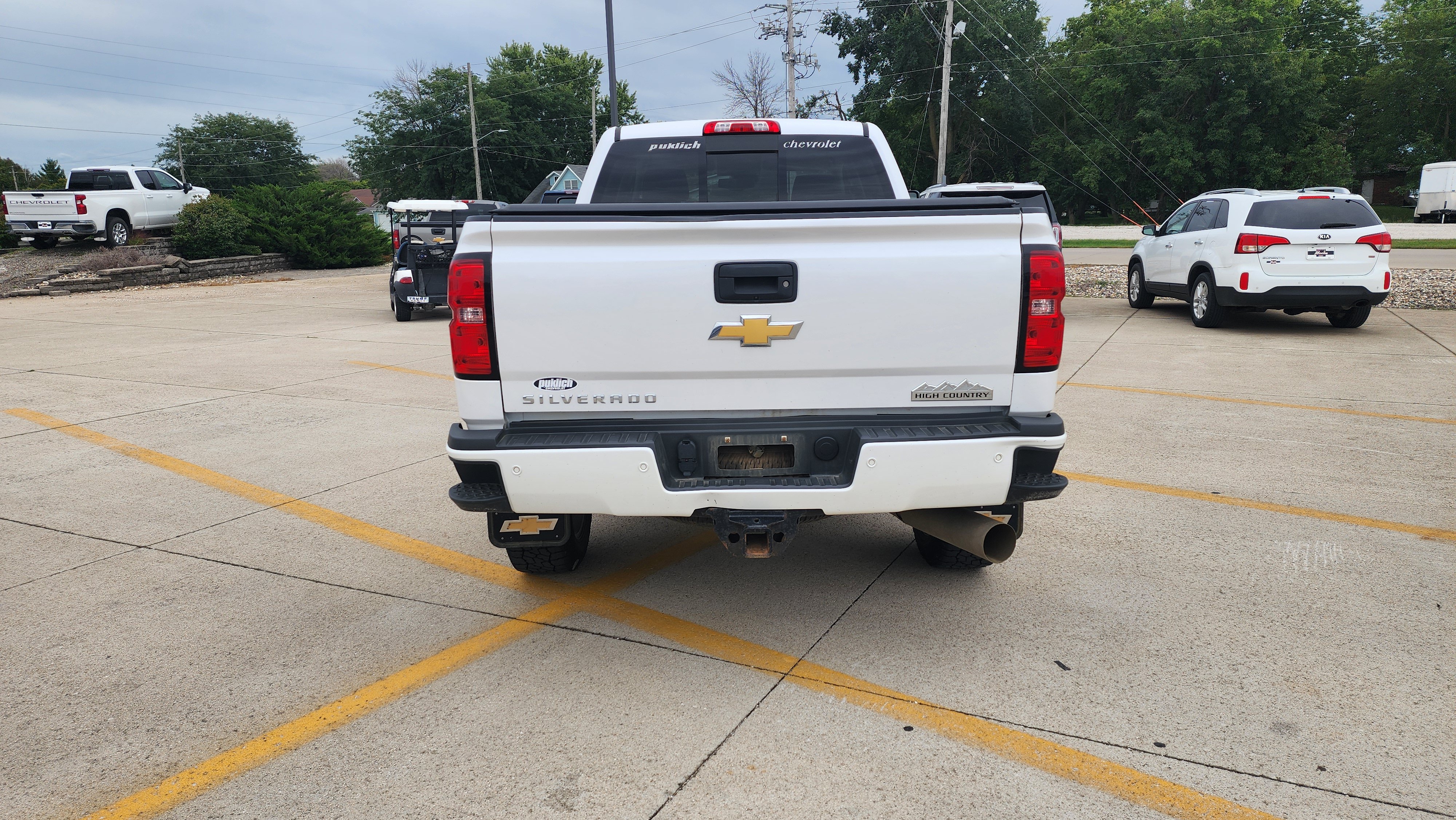 Certified 2019 Chevrolet Silverado 2500 High Country w/ Duramax Plus Package AWD/4WD image 6