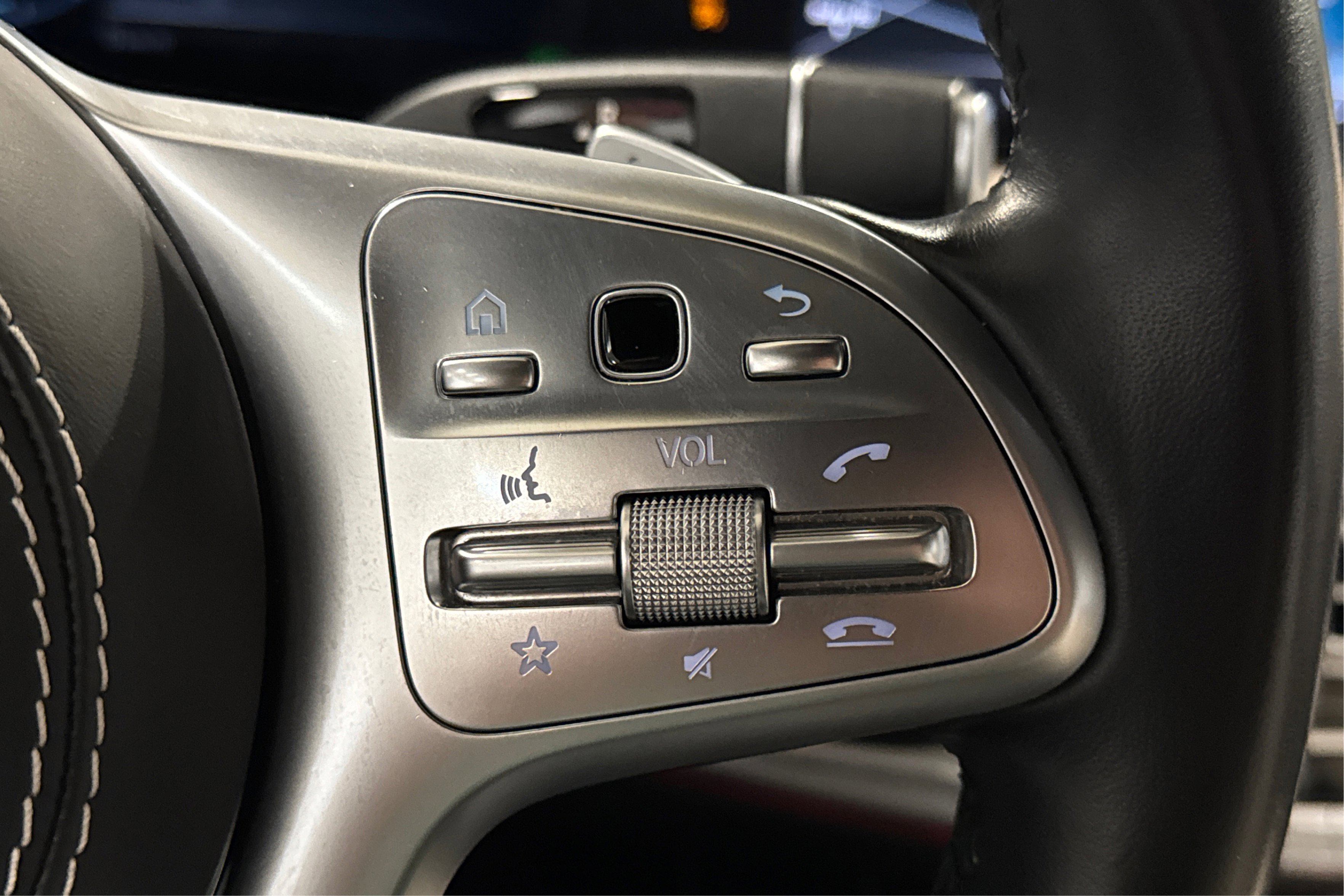 Used 2018 Mercedes-Benz S 560 S 560 AWD image 26