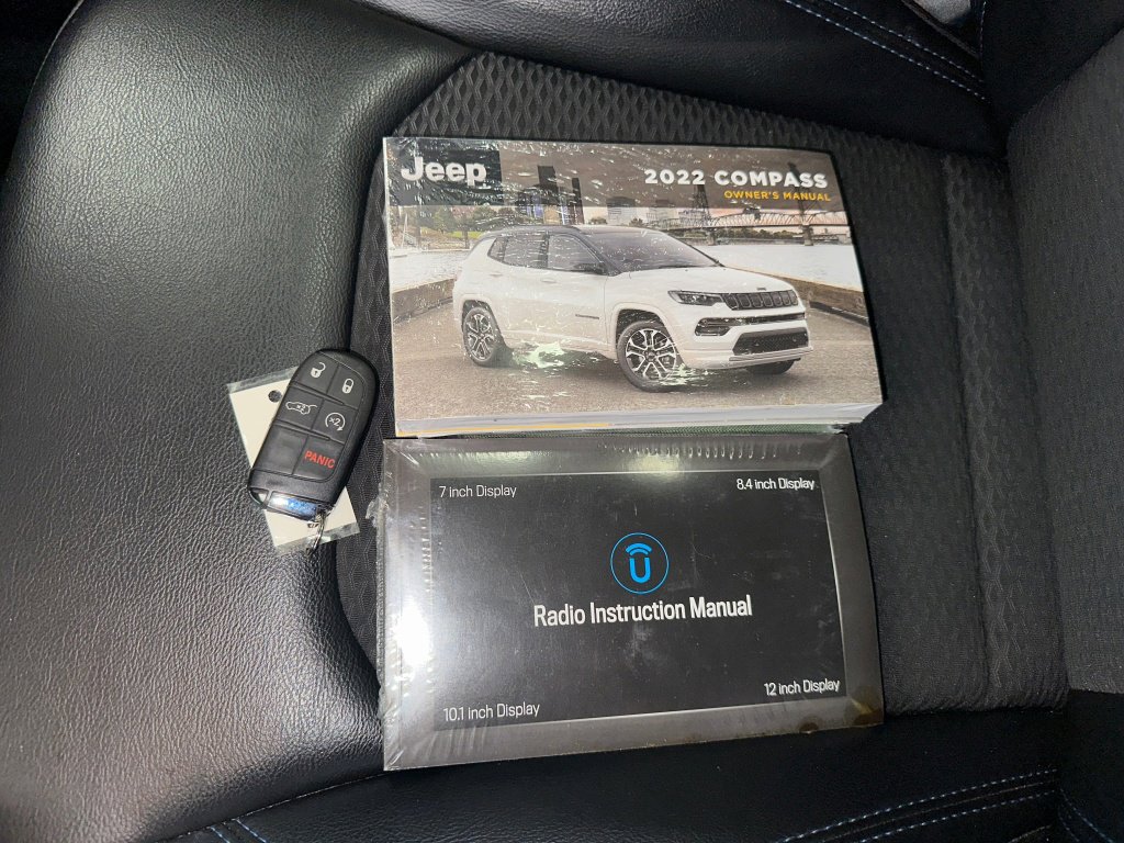 Used 2022 Jeep Compass Latitude w/ Convenience Group image 15