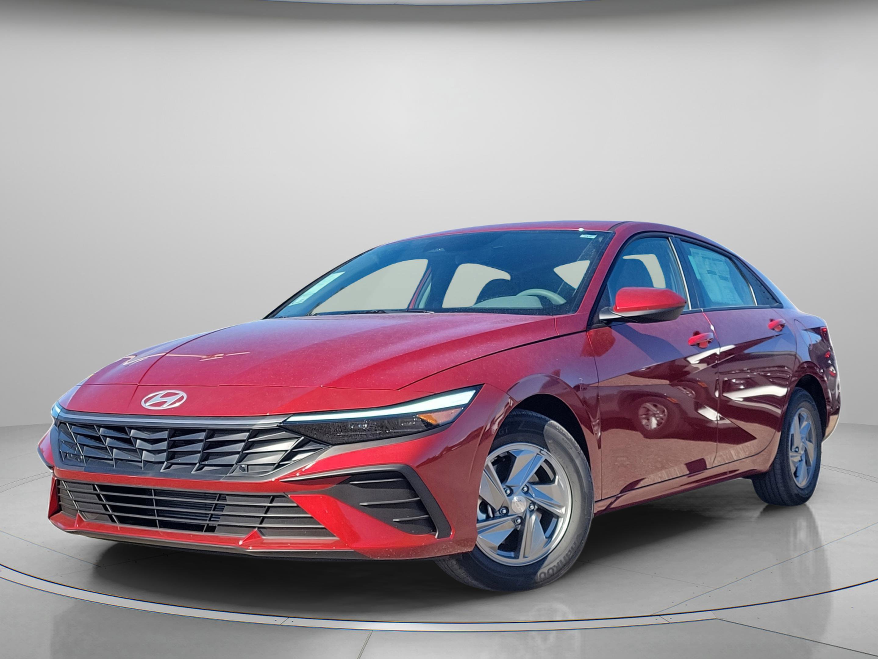 New 2026 Hyundai Elantra SE w/ Cargo Package image 2