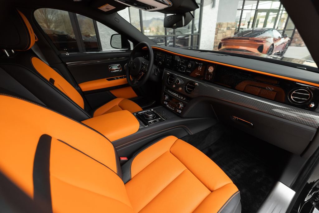 Used 2025 Rolls-Royce Ghost Black Badge AWD/4WD image 23