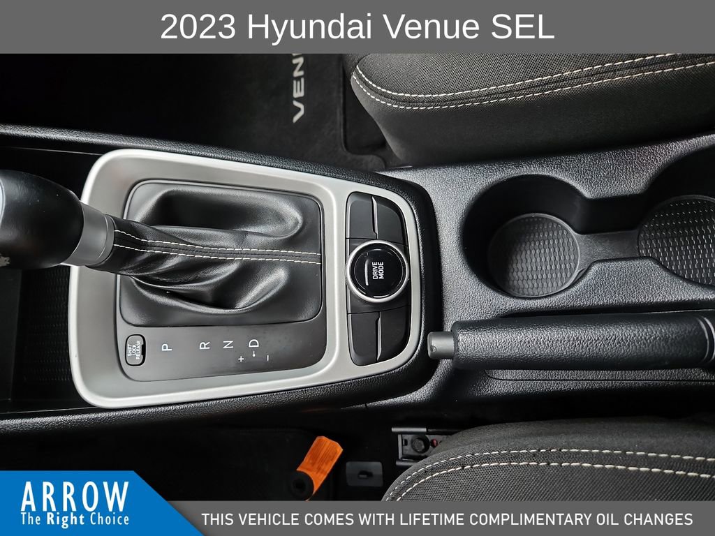 Used 2023 Hyundai Venue SEL w/ Cargo Package image 28