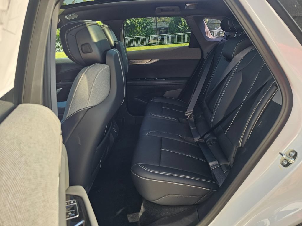 New 2026 Cadillac Optiq Luxury 1 AWD/4WD image 16