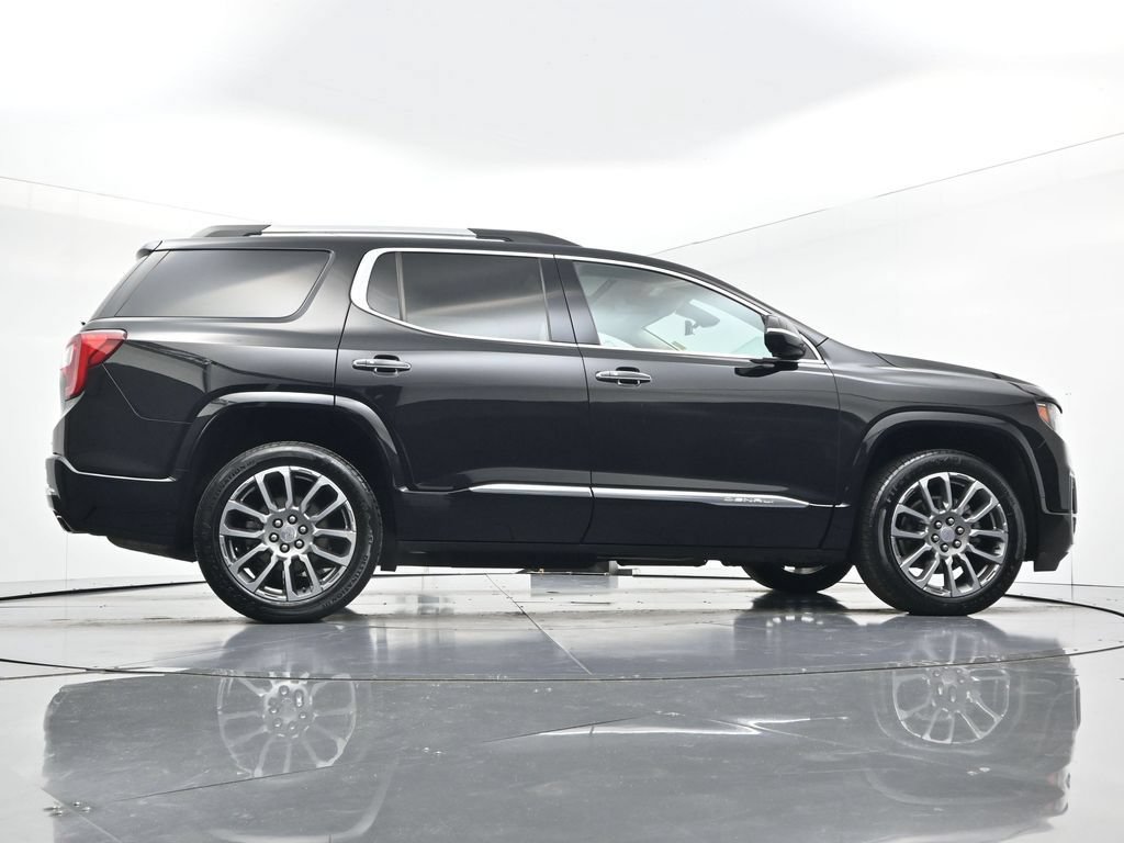 Used 2022 GMC Acadia Denali w/ Denali Ultimate Package AWD/4WD image 35