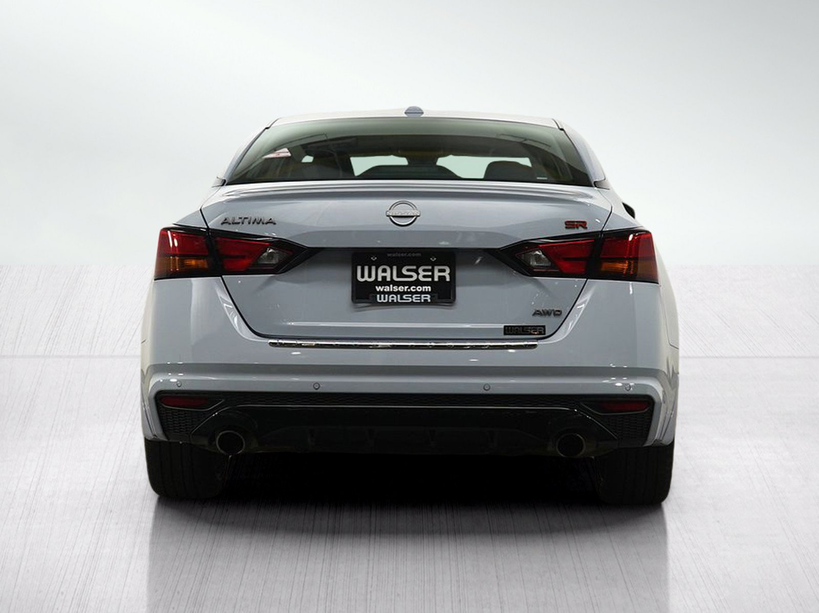 Used 2023 Nissan Altima 2.5 SR AWD/4WD image 4