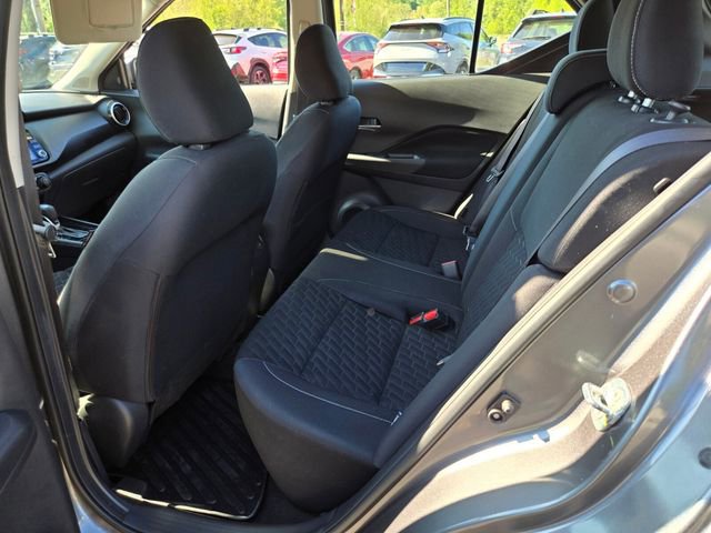 Used 2021 Nissan Kicks SV FWD image 12