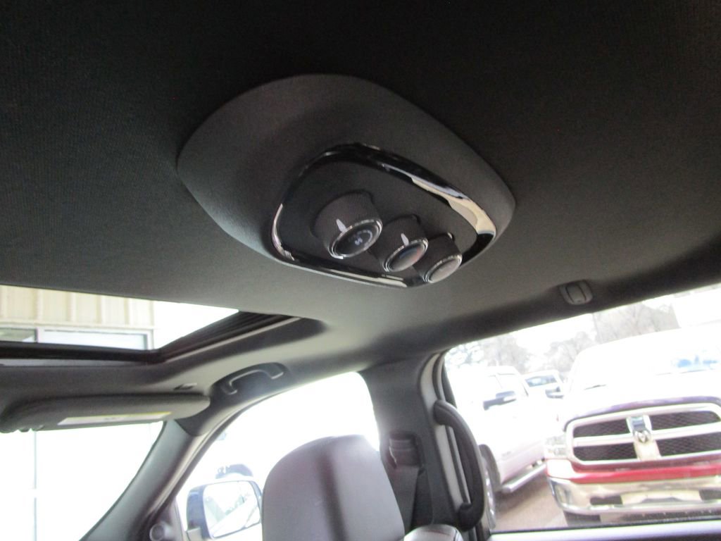 Used 2024 Dodge Durango GT image 21