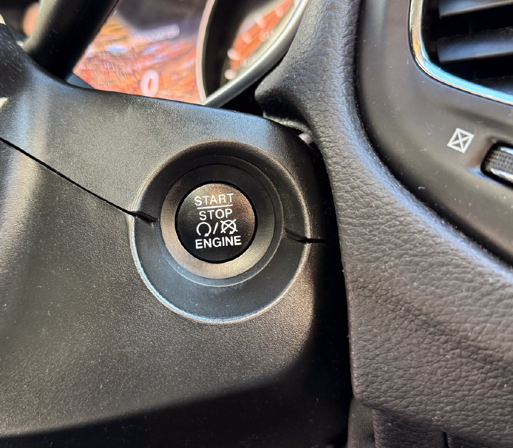 Used 2019 Jeep Compass Latitude w/ Popular Equipment Group AWD/4WD image 9