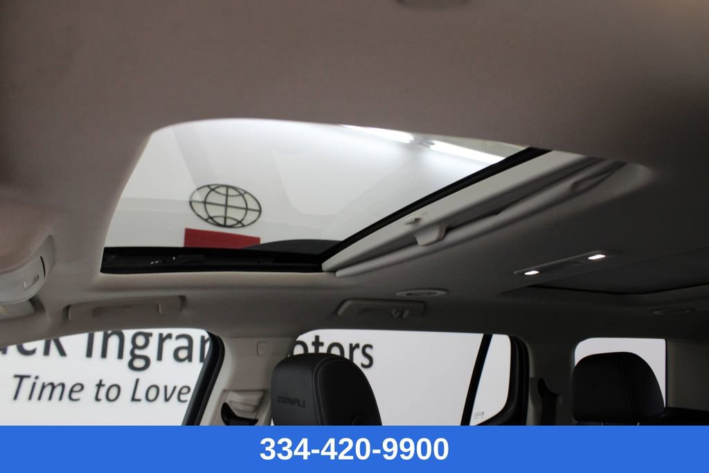 Used 2023 GMC Acadia Denali w/ Denali Ultimate Package image 13