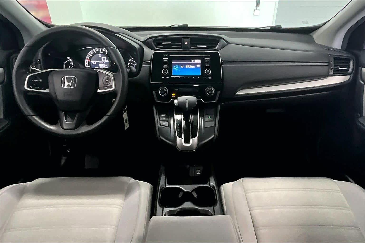 Used 2017 Honda CR-V LX image 9
