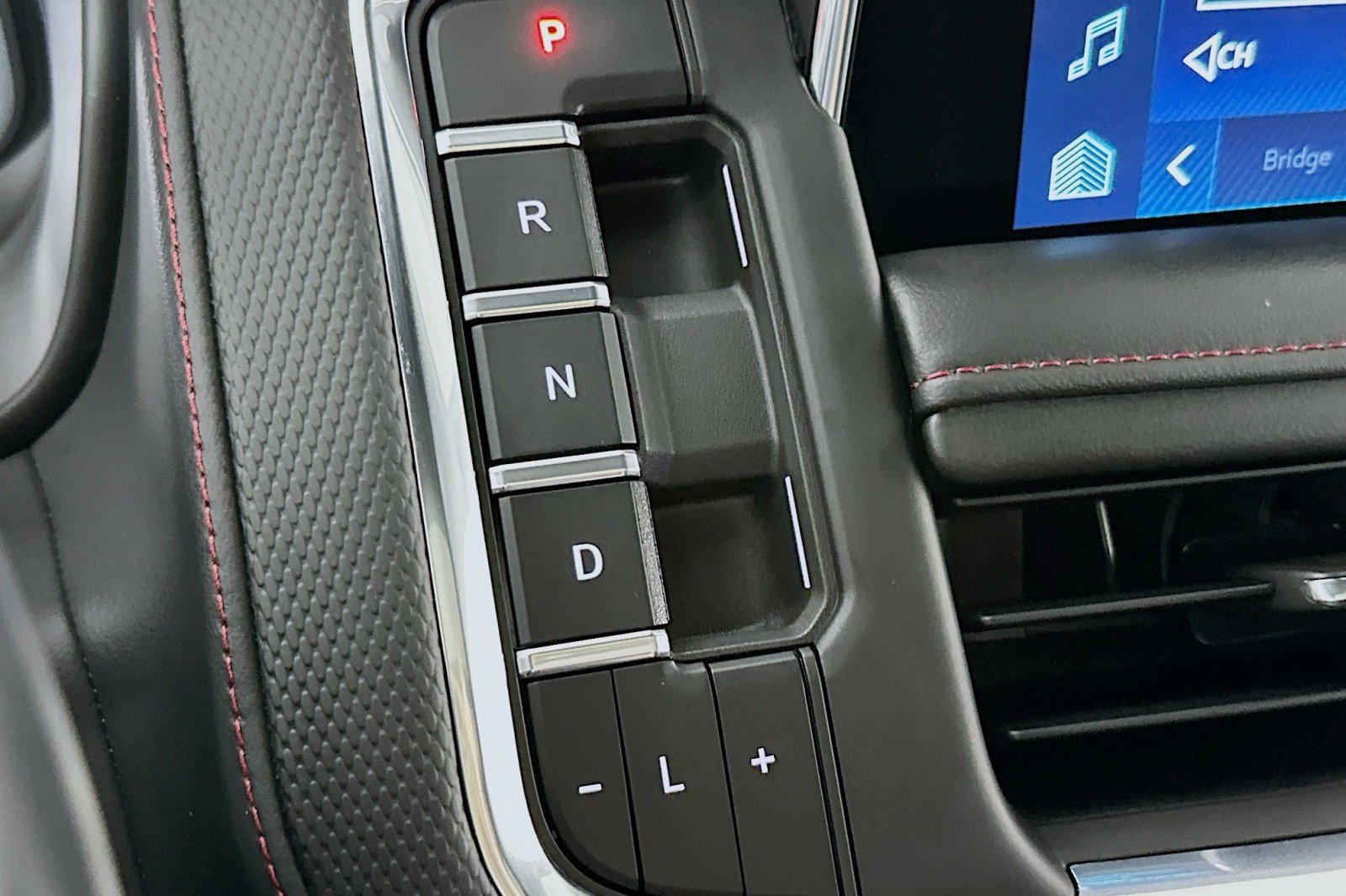 Used 2023 Chevrolet Tahoe RST w/ Luxury Package RWD image 7