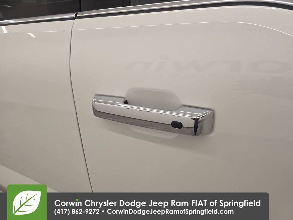 Used 2025 Ford F150 Lariat w/ Equipment Group 502A High AWD/4WD image 8