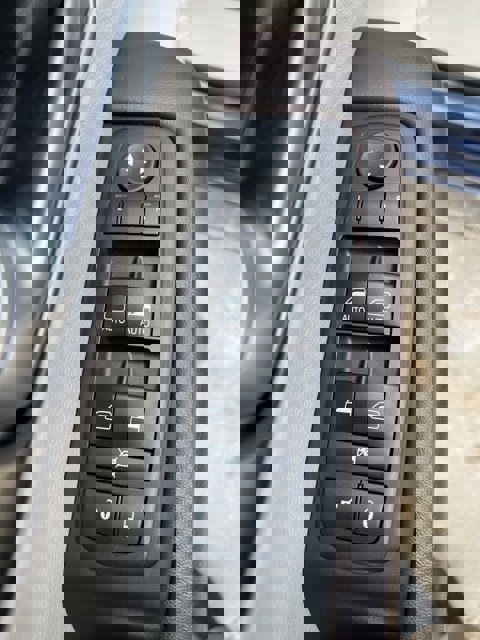 Certified 2017 Chrysler Pacifica Touring-L image 18