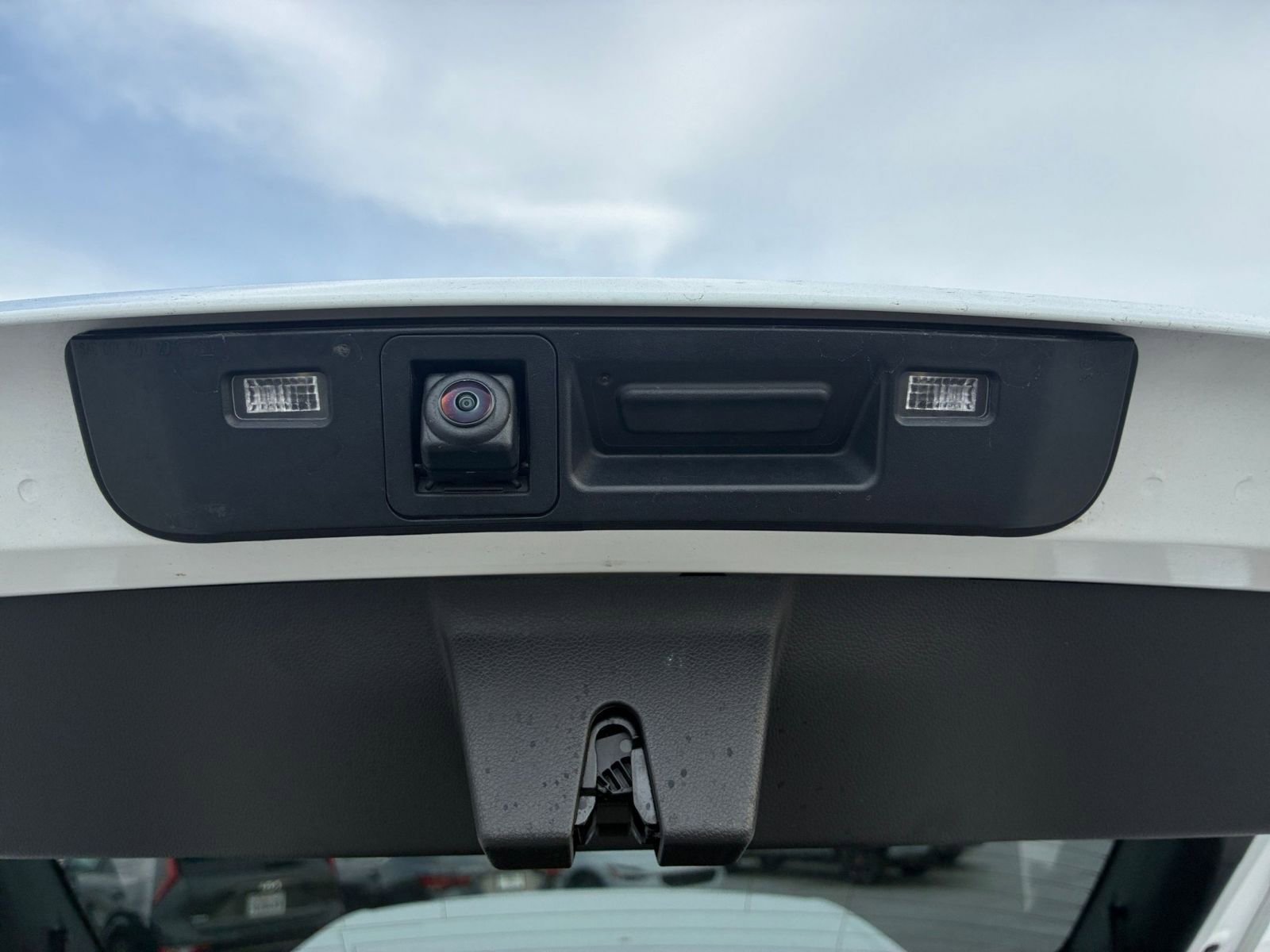 Used 2025 Buick Envista Sport Touring image 22