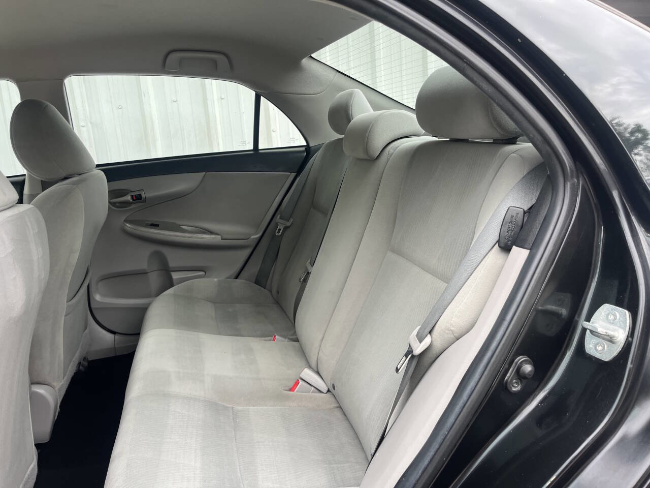 Used 2013 Toyota Corolla LE Special Edition image 14