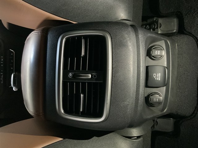 Used 2019 Kia Sorento SX AWD/4WD image 25