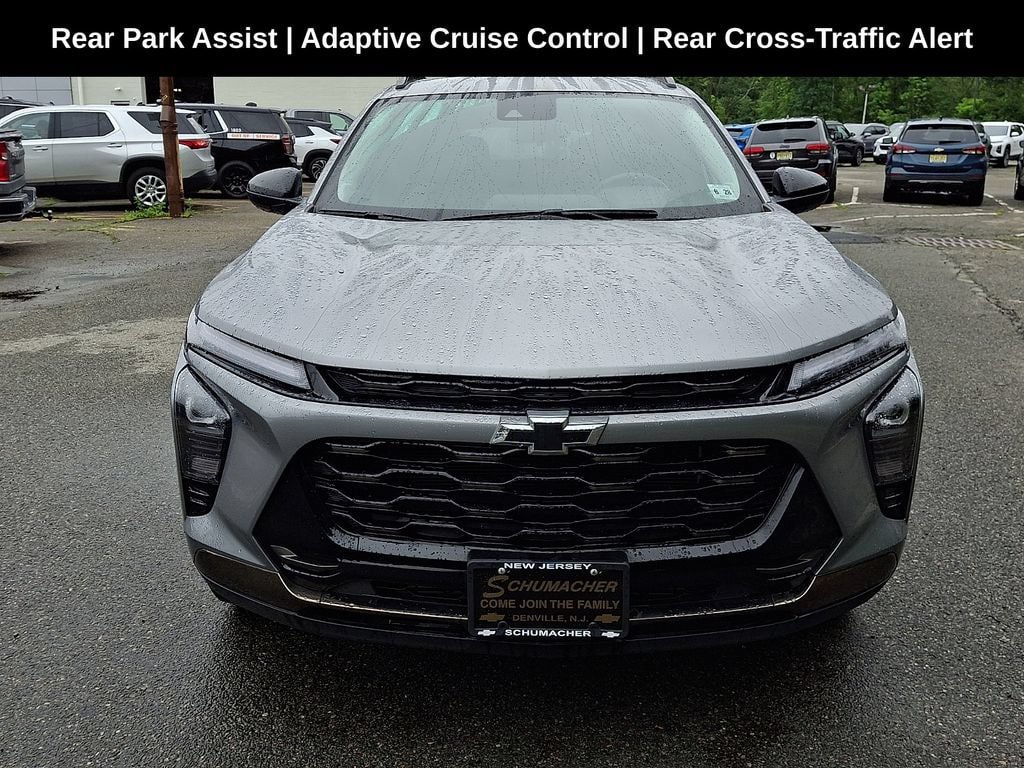 Used 2024 Chevrolet Trax ACTIV w/ Driver Confidence Package FWD image 2