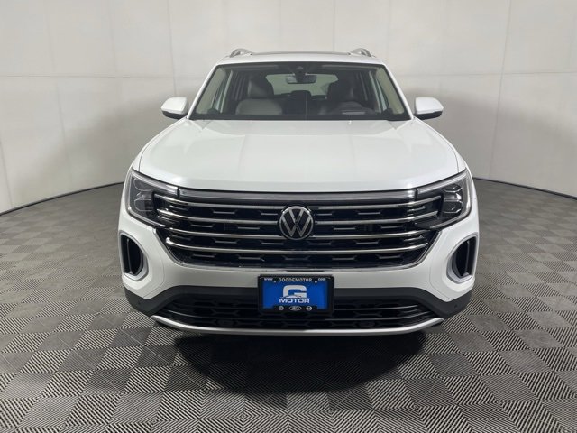 New 2025 Volkswagen Atlas SEL image 3
