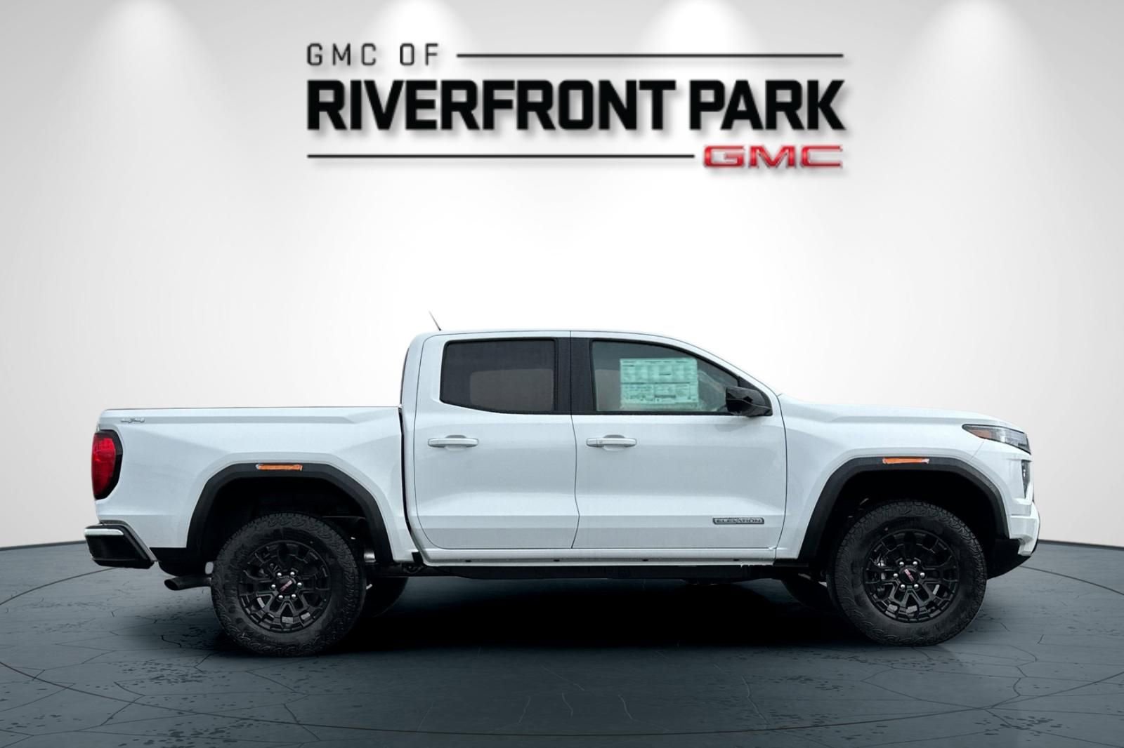 New 2026 GMC Canyon Elevation w/ Convenience Package AWD/4WD image 2