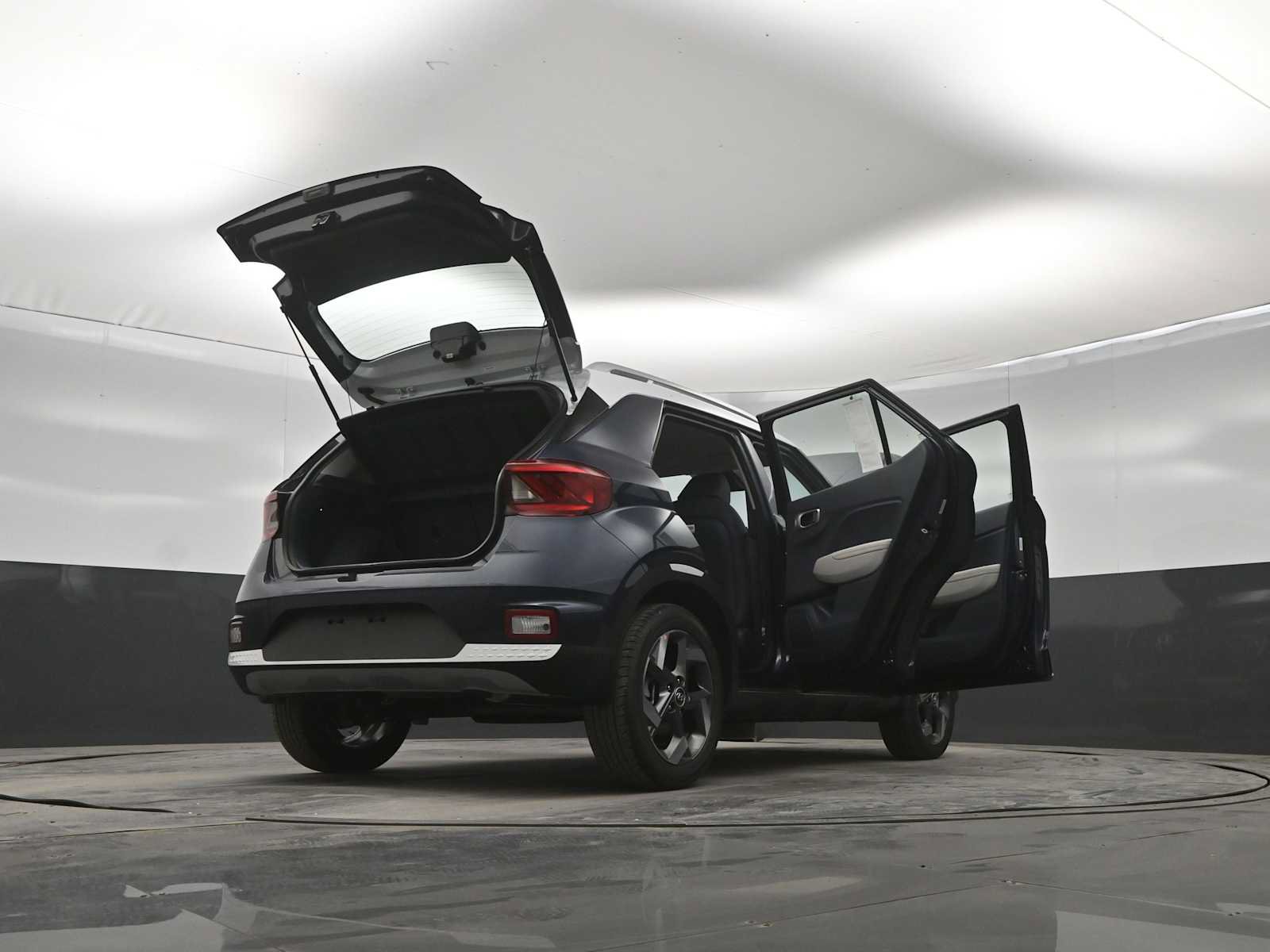 New 2026 Hyundai Venue SEL FWD image 43