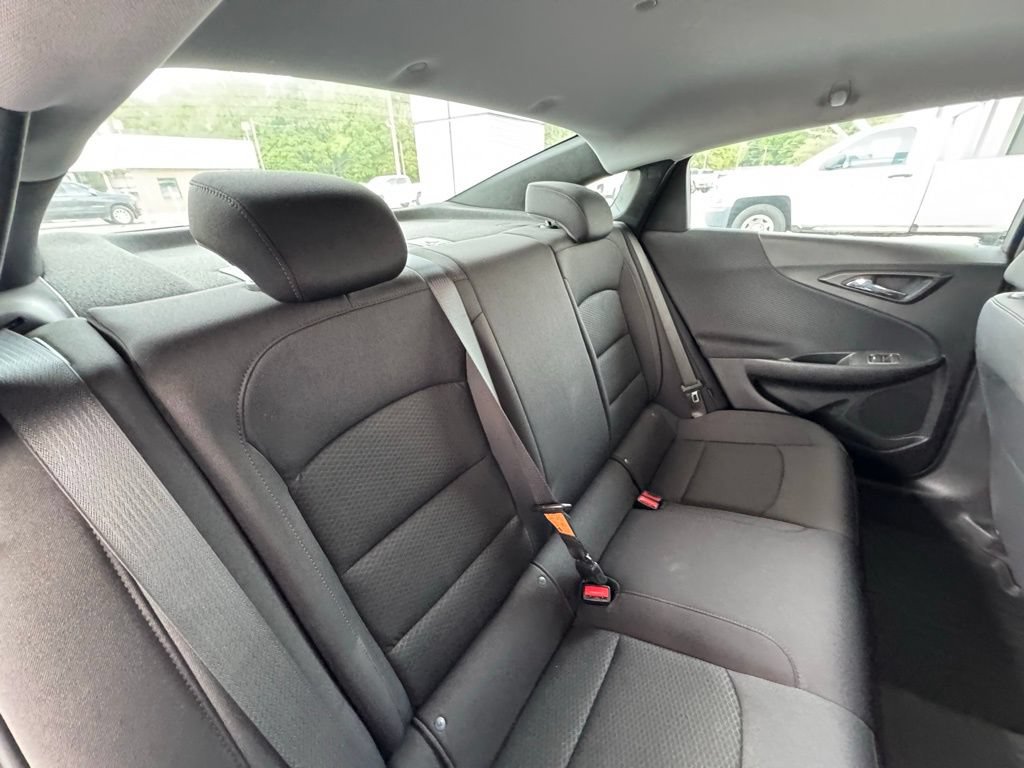 Used 2023 Chevrolet Malibu LS FWD image 25