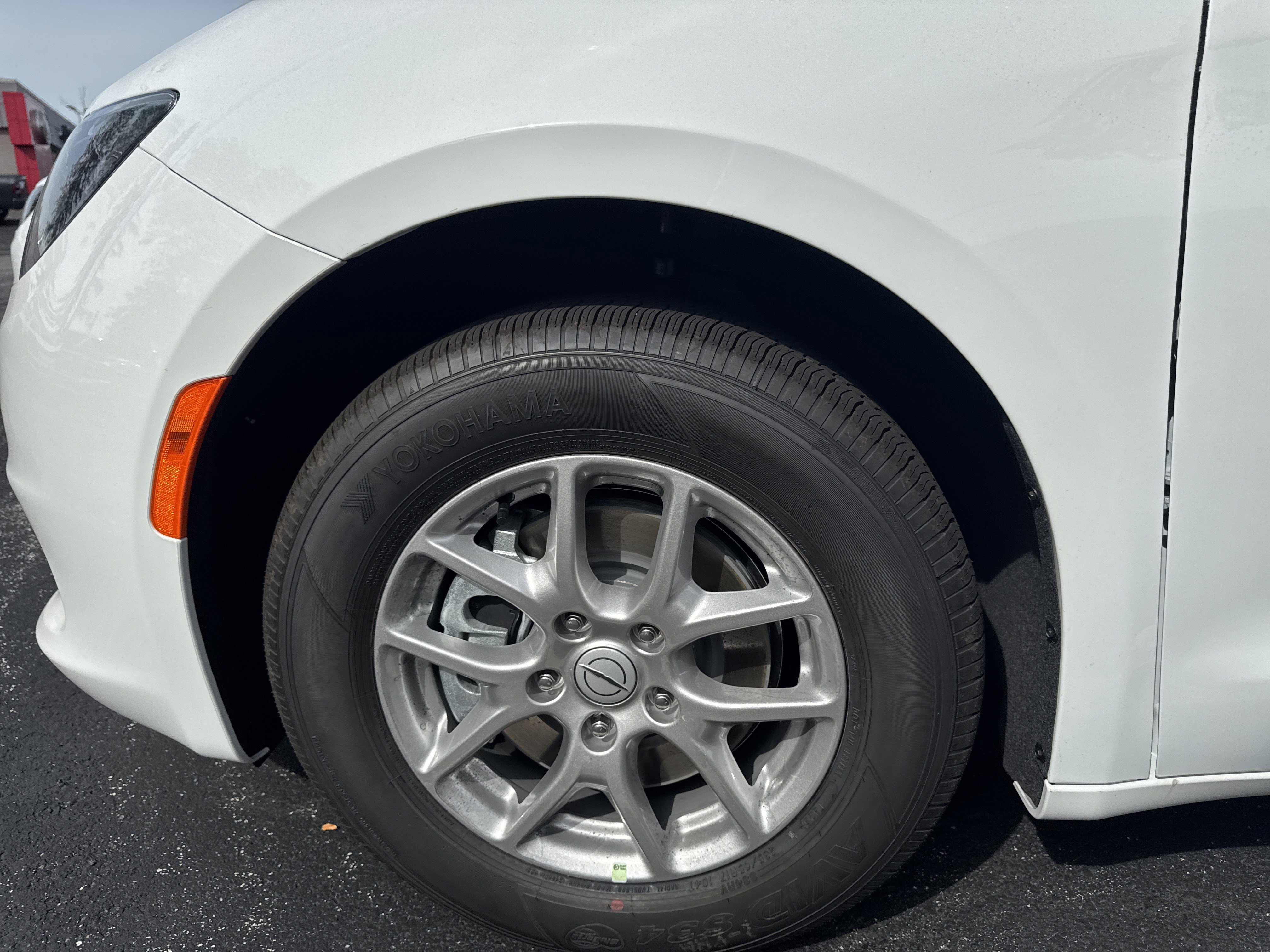 New 2026 Chrysler Voyager LX image 35