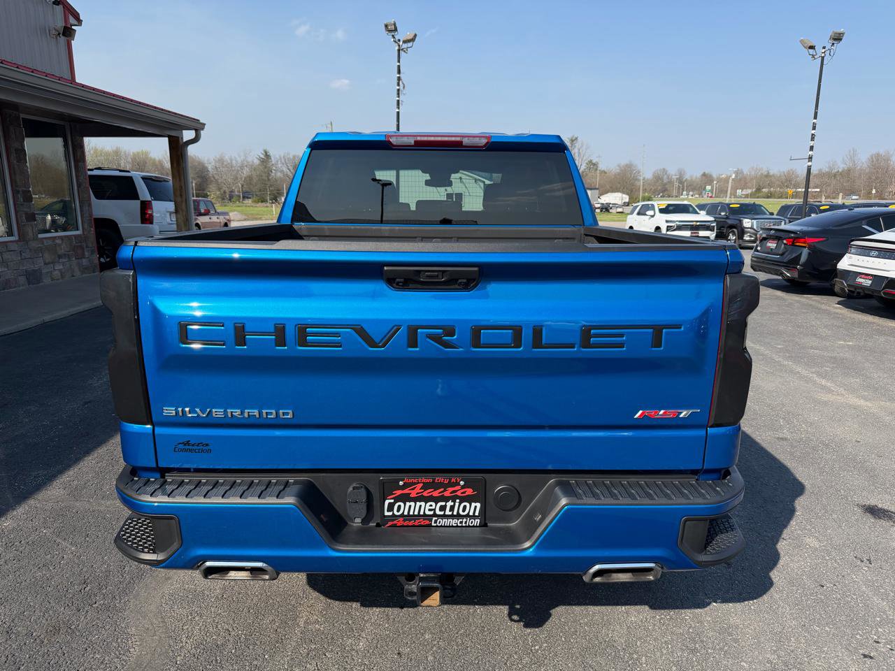 Used 2024 Chevrolet Silverado 1500 RST AWD/4WD image 5