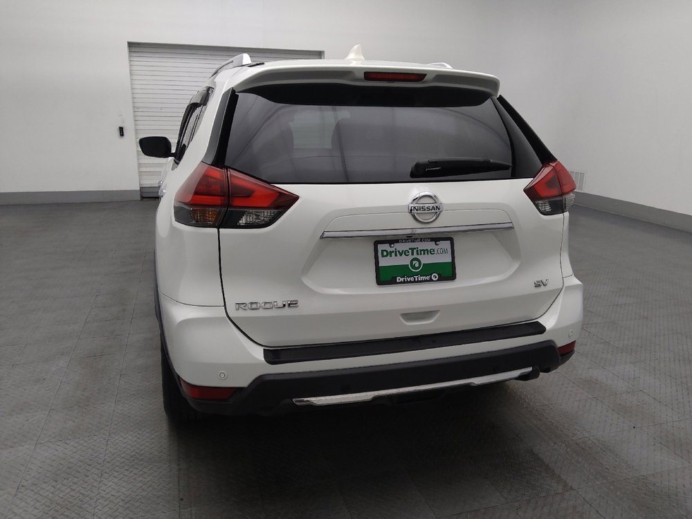 Used 2019 Nissan Rogue SV image 6