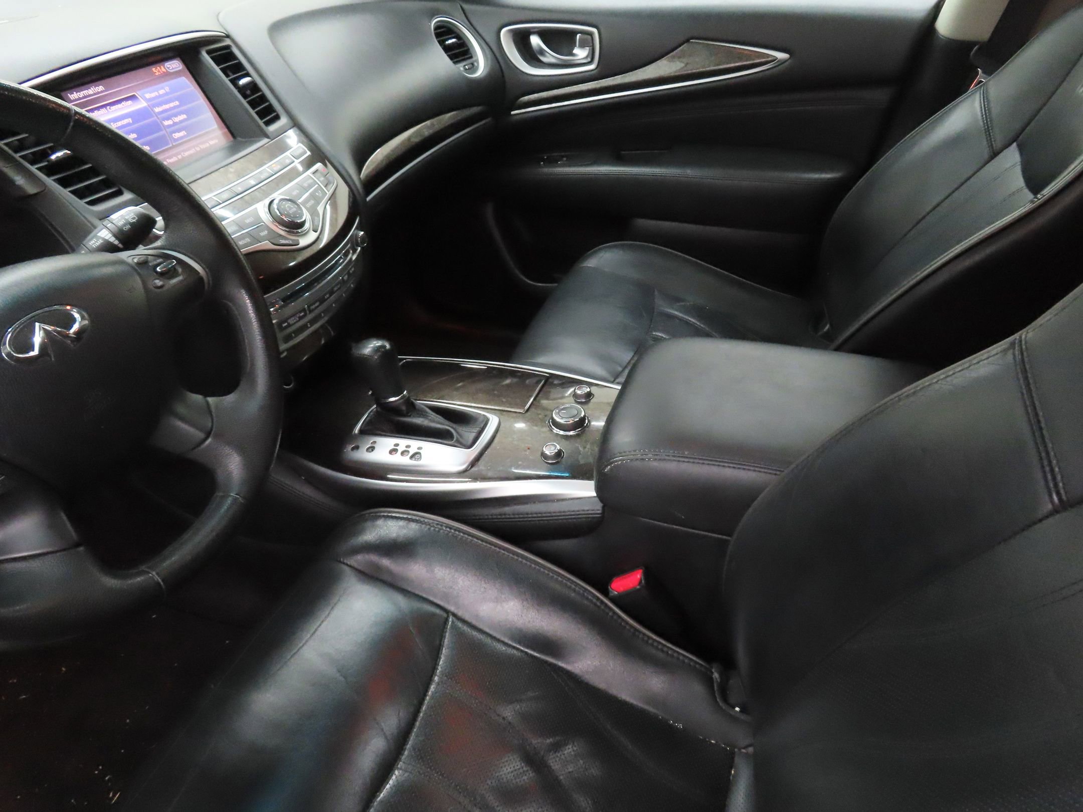 Used 2013 INFINITI JX35 FWD w/ Premium Pkg image 20