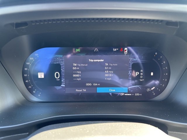New 2026 Volvo XC40 B5 Ultra w/ Climate Package AWD/4WD image 16