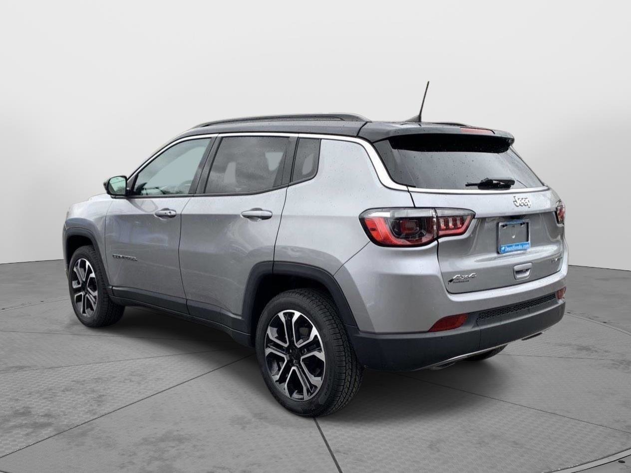 Used 2023 Jeep Compass Limited image 5